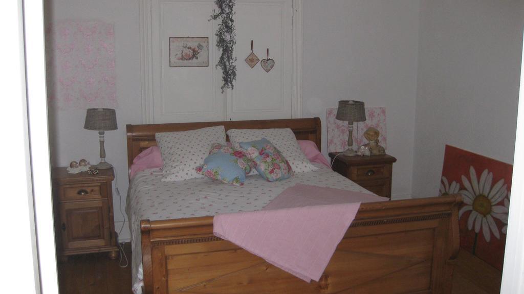 Bed and Breakfast Domaine La Rose à Caylus Chambre photo